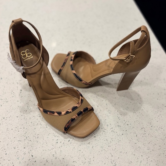 Cosy Island Mesh Leopard Ankle Strap Heels ~8 - Picture 5 of 5